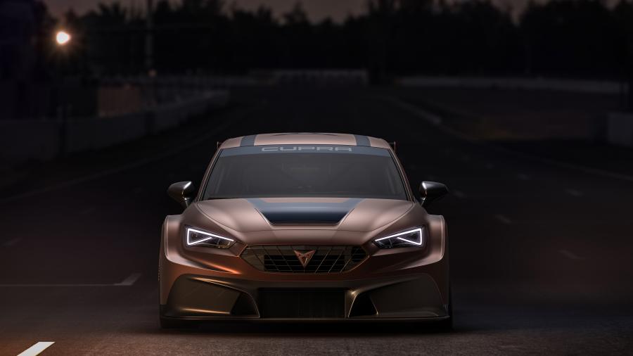  Cupra Leon Competition 2020 года  (фото 2 из 10)